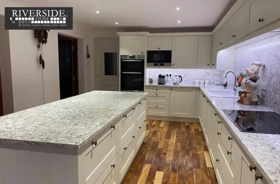 How to Choose the Perfect Quartz Worktops in Newcastle for Your Kitchen Upgrade