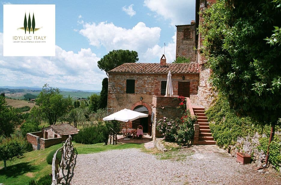 Compare Villa Valerie With 11 Bedrooms and Pool Near Lucca by Idyllicitaly.co.uk
