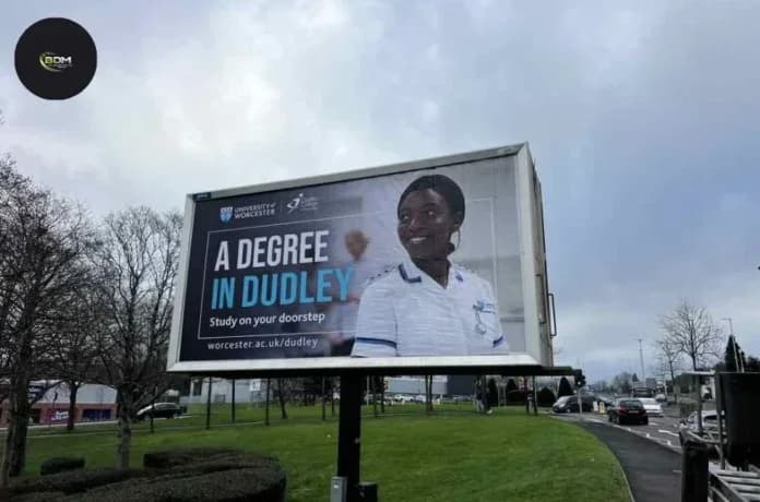 How to Choose the Right OOH Adverts to Maximize Your Brand’s Outdoor Impact