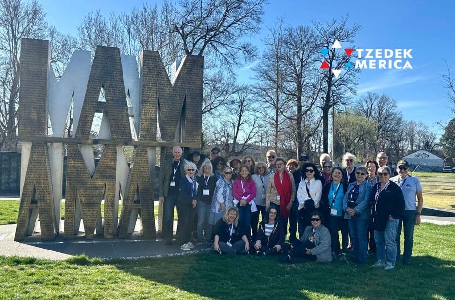 Immersive Educational Experiences by Tzedek America Program for Meaningful Social Impact